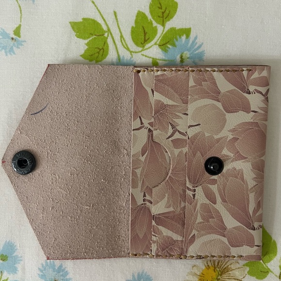 Handmade Genuine Leather Wallet - Picture 5 of 5